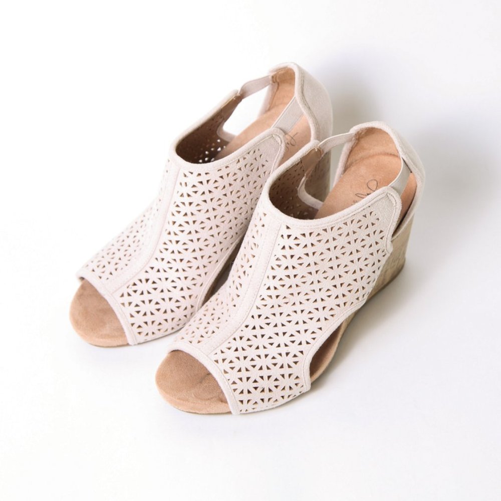 Life Stride Soft System HINX 2 Wedges Size 7.5